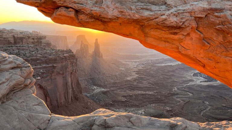 LAS VEGAS Poza Neonami: Ukryte Cuda Las Vegas