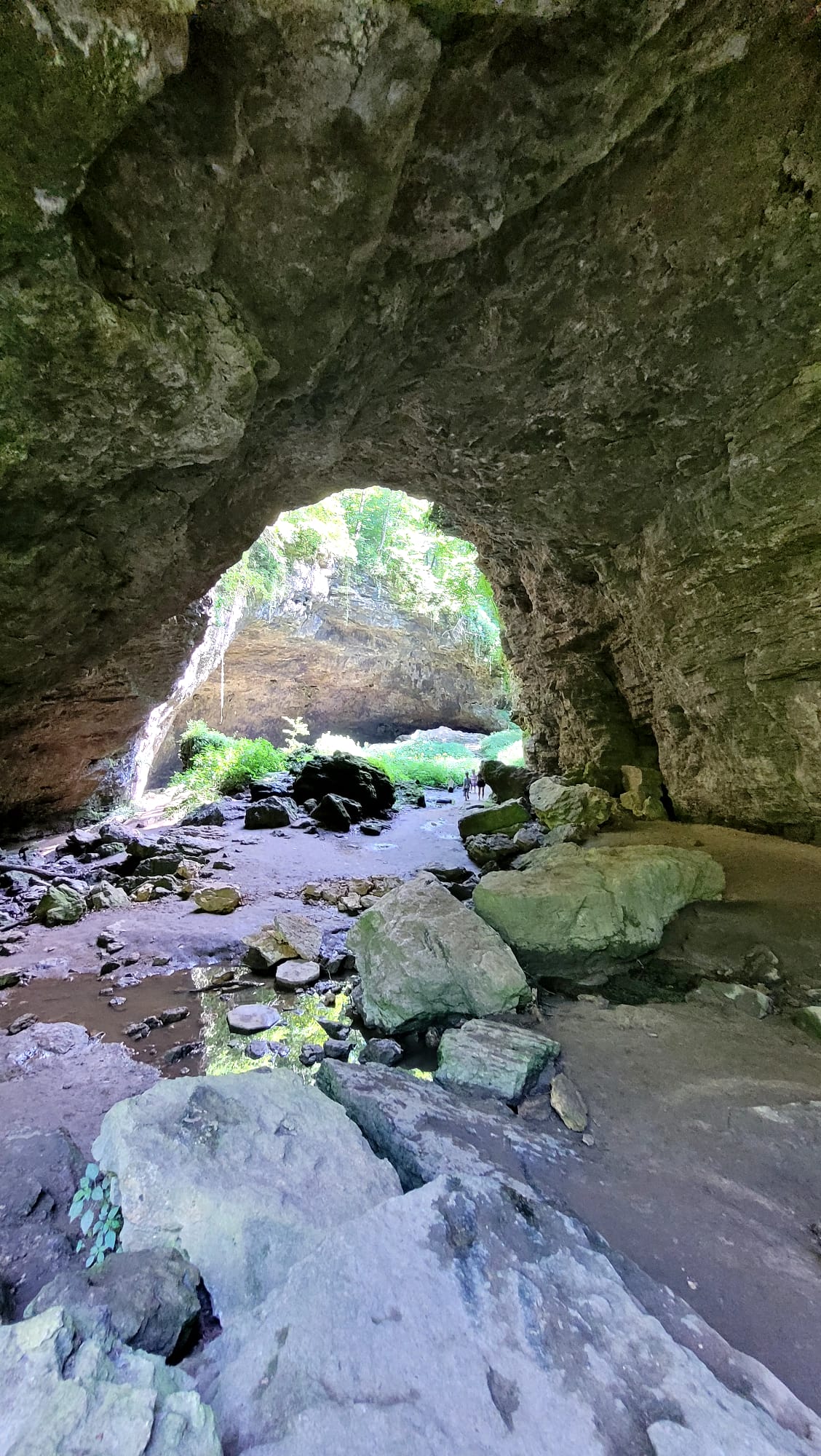 Maquoketa Caves State Park V Iowa – Natura Zaklęta w Kamieniu i Wodzie - 2 dni